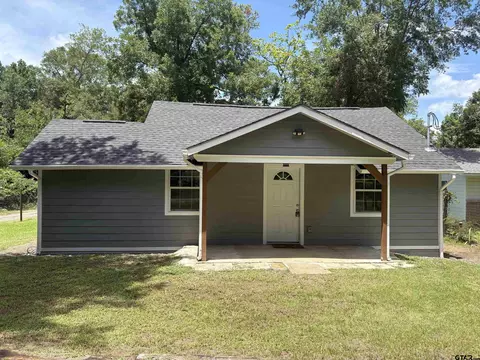816 Newsome, Gilmer, TX 75644