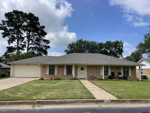 209 Mobile Dr, Tyler, TX 75703
