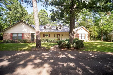 336 Peaceful Valley Trl, Holly Lake Ranch, TX 75765