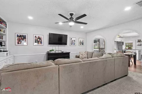 Living - 914 Regency Dr, Longview, TX 75604 photo 1 of 1