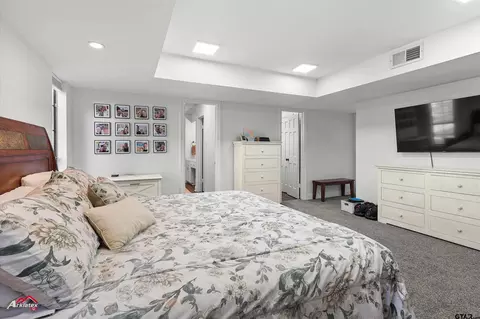 Bedroom - 914 Regency Dr, Longview, TX 75604 photo 3 of 6