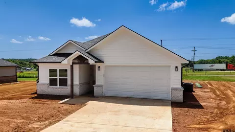 130 Crescent St, Bullard, TX 75757