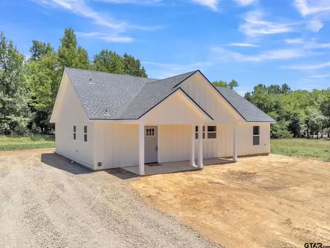 166 Hunters Hollow Dr, Mount Vernon, TX 75457