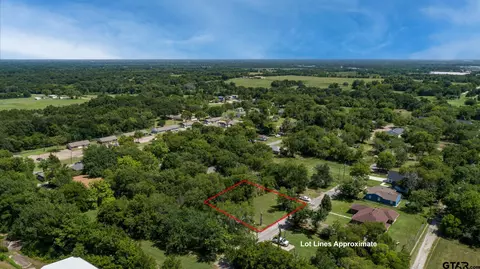 119 Norris St, Commerce, TX 75428