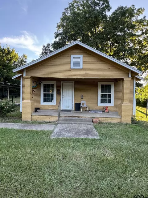 1728 N Broadway Ave, Tyler, TX 75702