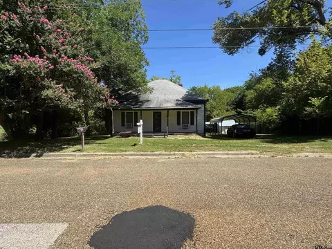 303 Keith St, Mount Vernon, TX 75457