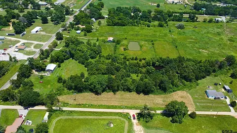 205 Vz County Road 4518, Van, TX 75790