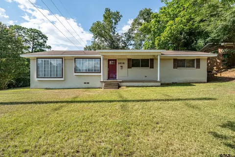 1814 W Main St, Henderson, TX 75652