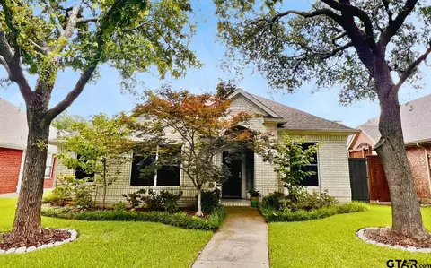 305 Parkhurst Ln, Allen, TX 75013