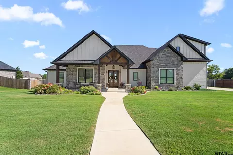 211 Bush Buck Way, Bullard, TX 75757