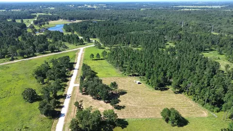 1262 Buckhorn Creek Dr, Crockett, TX 75835