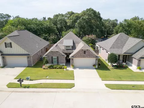 719 Cambridge Bend Cir, Tyler, TX 75703