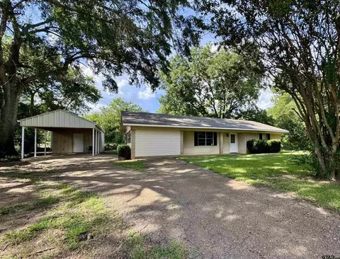 408 E Gregg St, Mount Enterprise, TX 75681