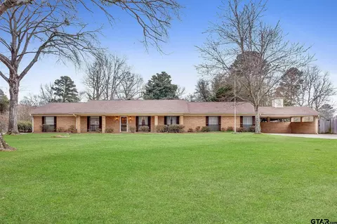 204 W Brookwood Ln, White Oak, TX 75693