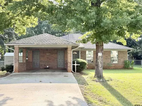 612 Loop 456 E, Jacksonville, TX 75766