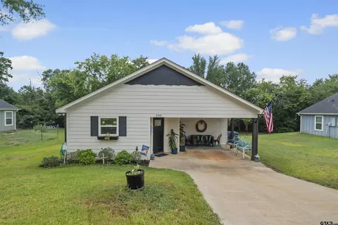240 Brentwood Dr, Bullard, TX 75757