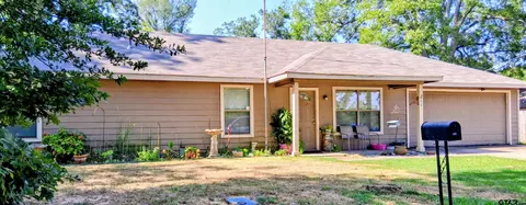 211 Turner St, Mount Vernon, TX 75457