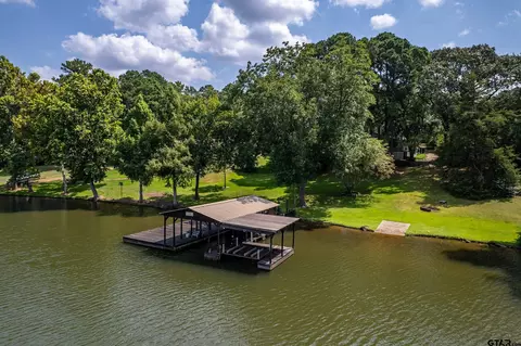 137 County Road 3161, Jacksonville, TX 75766