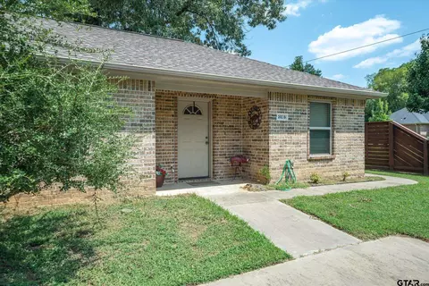 202 Chestnut Dr, Van, TX 75790 photo 5