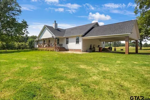 4650 S Fm 3310, Henderson, TX 75654
