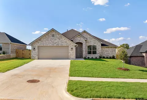 368 Mary Cir, Bullard, TX 75757