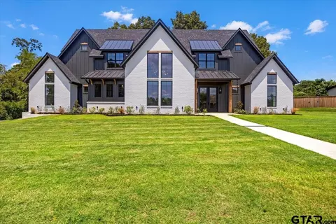 300 White-n-gail, Bullard, TX 75757