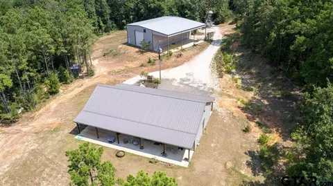 7352 Iris Ln, Ore City, TX 75683