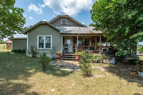 9303 W Cr 468, Henderson, TX 75654