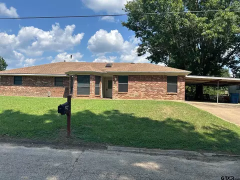 1004 Woodhaven, Gladewater, TX 75647