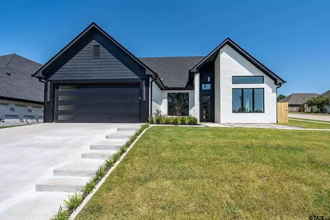 9176 Long Br, Tyler, TX 75703