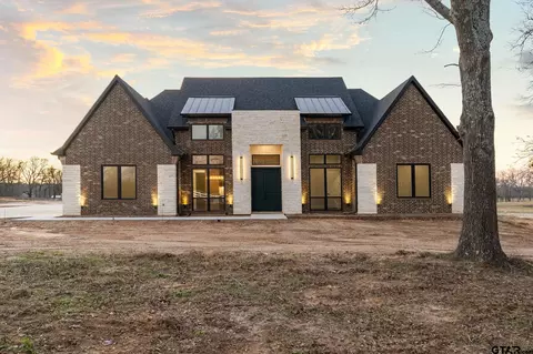 21558 Woodring Rd, Bullard, TX 75757