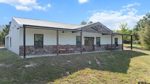 575 Rosie Wady Rd, Gladewater, TX 75647