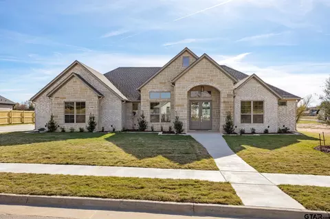 11445 Zoe Cir, Flint, TX 75762