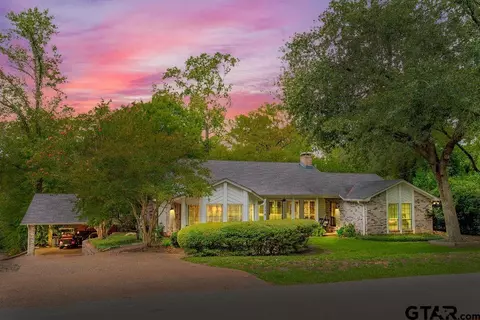 214 E Hideaway Ln E, Hideaway, TX 75771