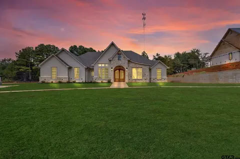 12320 Oak Grove Dr, Tyler, TX 75706