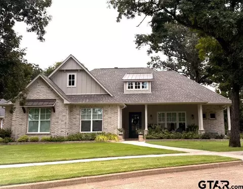 313 Sunset Cir, Bullard, TX 75757