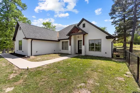 13715 Cr 4113, Lindale, TX 75771