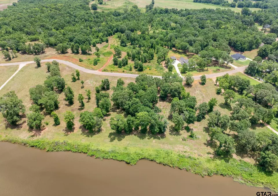  985 Stone Chimney Rd, Bullard, TX 75757 photo 3