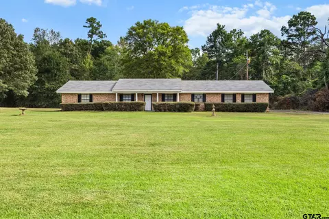 300 Adaway, Henderson, TX 75652