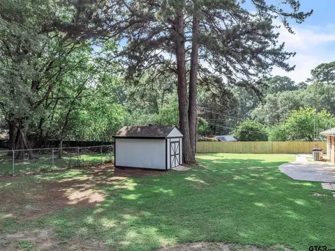 700 Emily Dr, Longview, TX 75601 photo 38