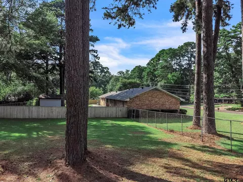 700 Emily Dr, Longview, TX 75601 photo 42