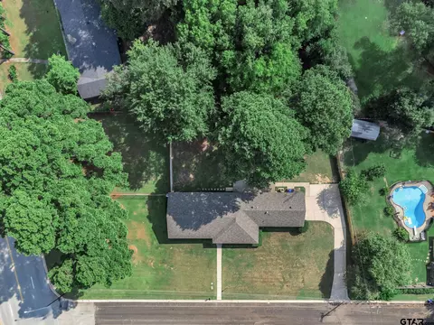 700 Emily Dr, Longview, TX 75601 photo 41