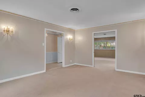 700 Emily Dr, Longview, TX 75601 photo 6
