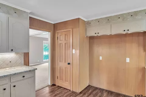 700 Emily Dr, Longview, TX 75601 photo 18