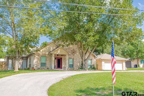 315 Hide Away Ln E, Hideaway, TX 75771