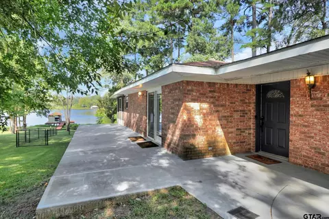 16134 Pin Oak Rdg, Tyler, TX 75707