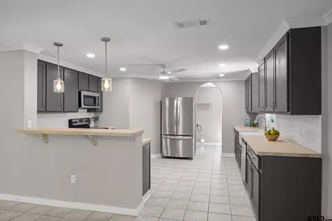 Kitchen - 362 Old Ml, Point, TX 75472 photo 1 of 5