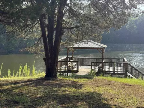 21120 W Fm 16, Lindale, TX 75771