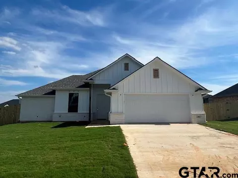 300 August Dr, Bullard, TX 75757