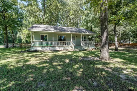 230 Debra Dr, Bullard, TX 75757